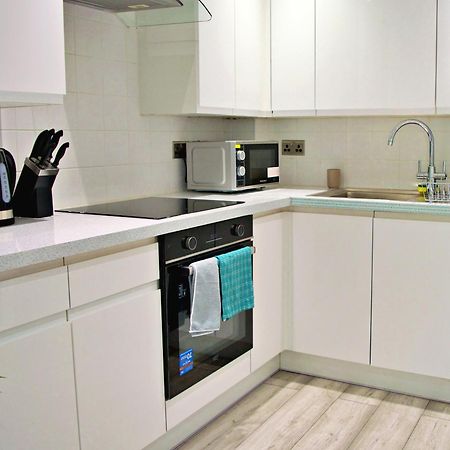 Beautiful Flat Near Central London - Entire Flat - Equipped Kitchen - Private Bathroom Экстерьер фото