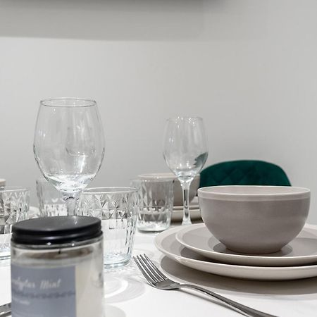 Beautiful Flat Near Central London - Entire Flat - Equipped Kitchen - Private Bathroom Экстерьер фото