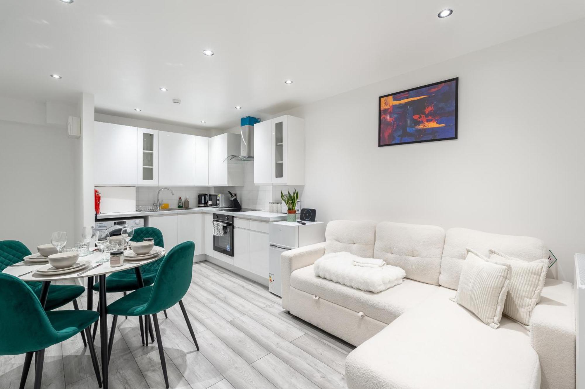 Beautiful Flat Near Central London - Entire Flat - Equipped Kitchen - Private Bathroom Экстерьер фото
