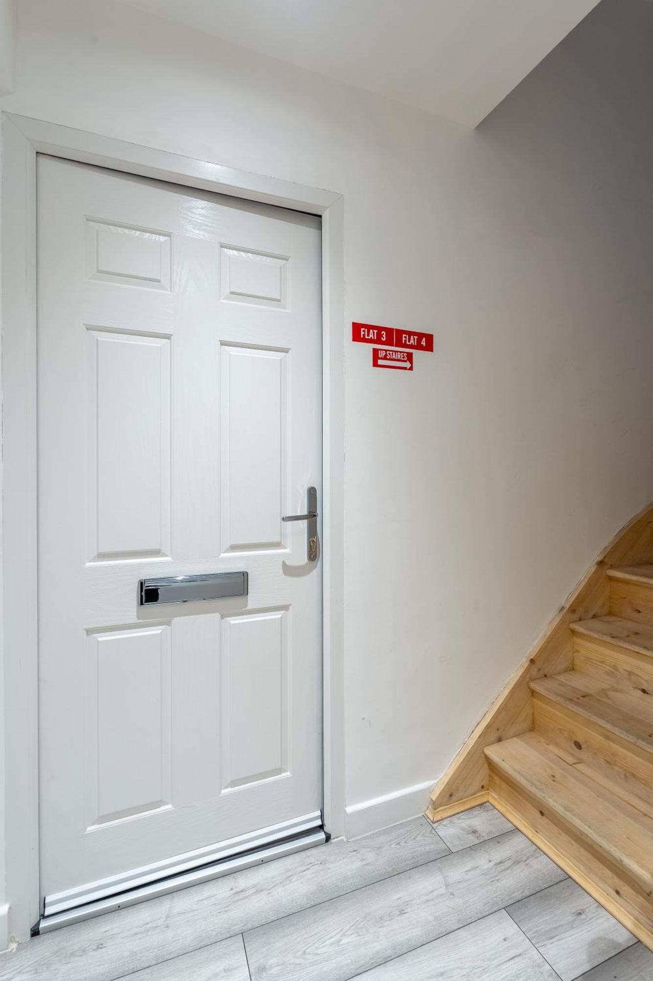 Beautiful Flat Near Central London - Entire Flat - Equipped Kitchen - Private Bathroom Экстерьер фото