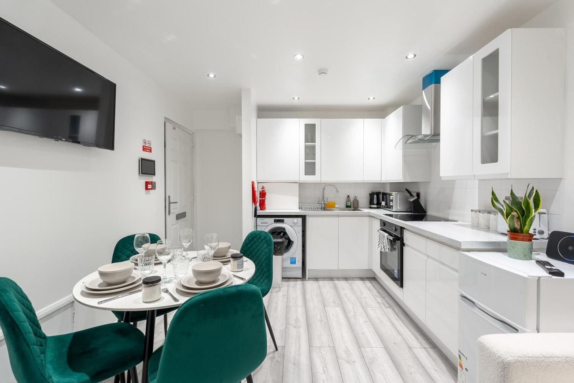 Beautiful Flat Near Central London - Entire Flat - Equipped Kitchen - Private Bathroom Экстерьер фото