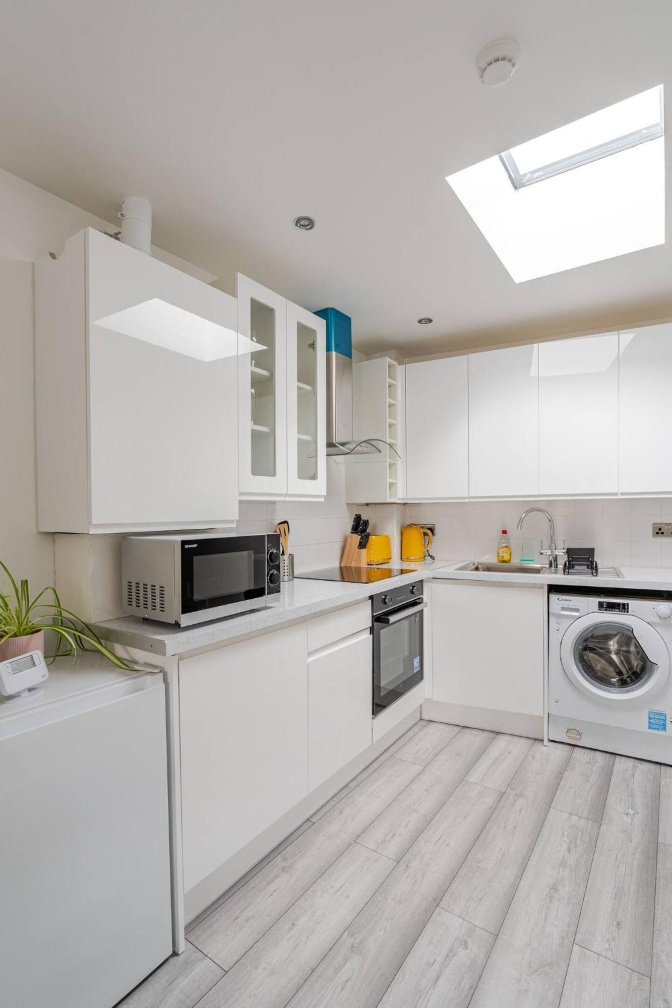 Beautiful Flat Near Central London - Entire Flat - Equipped Kitchen - Private Bathroom Экстерьер фото
