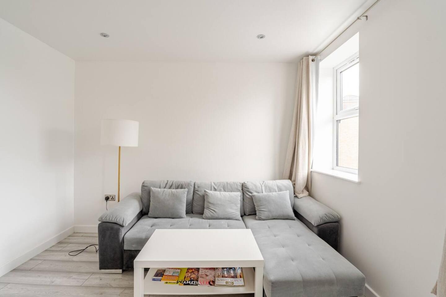 Beautiful Flat Near Central London - Entire Flat - Equipped Kitchen - Private Bathroom Экстерьер фото
